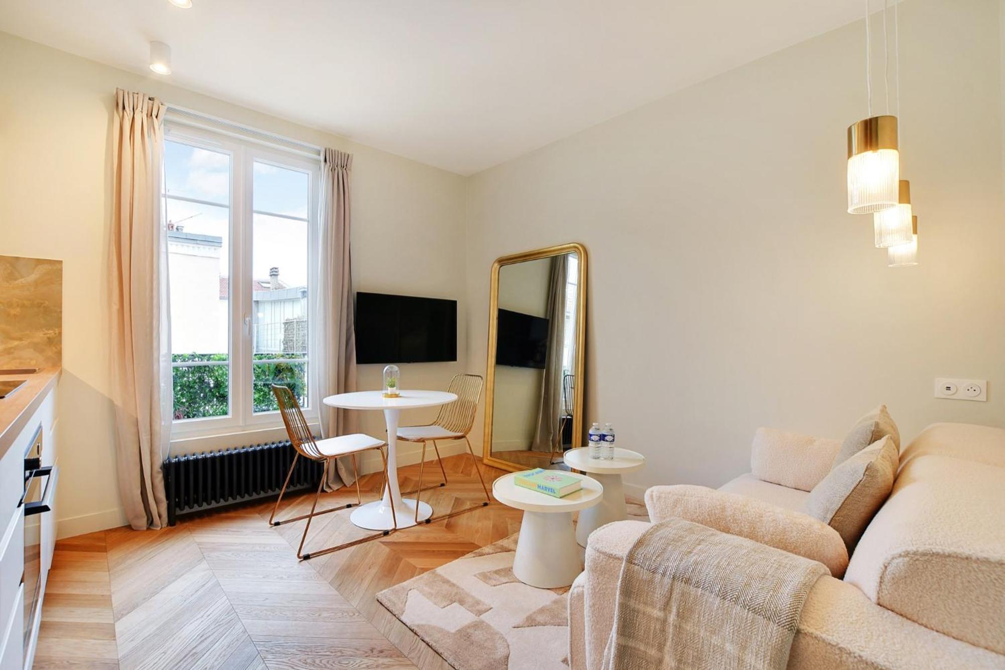 Suite Deluxe 1 By Les Maisons De Charloc Homes Boulogne-Billancourt Exterior foto
